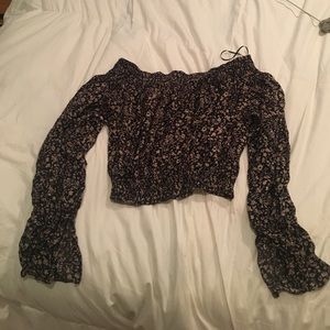 OFF SHOULDER FLORAL TOP